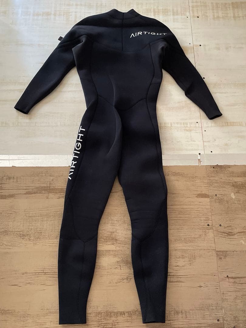 AIR TIGHTスプリングウェットスーツ