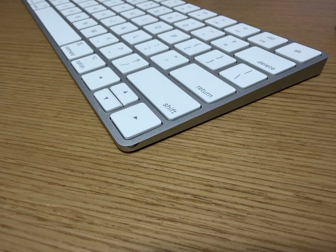 Apple Magic キーボード(US) トラックパッド (Lighting)