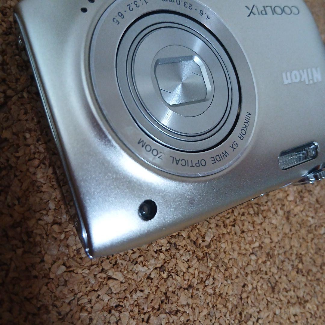 Nikon LPIX S3100 デジカメ シルバー