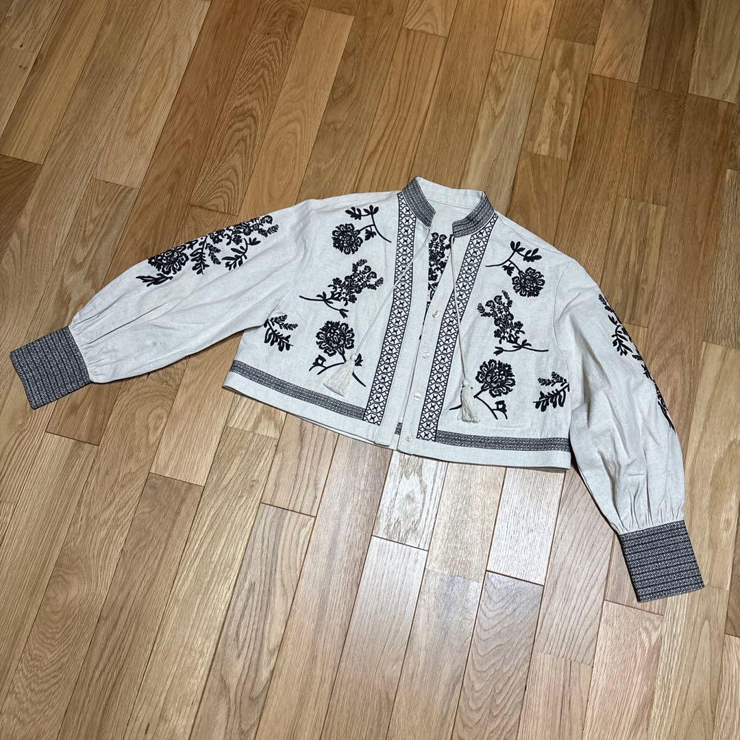 ⭐︎値下げ不可 アメリヴィンテージ FLOWER EMBROIDERY SHIRT