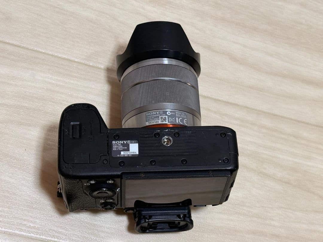 SONY α7 III デジタル一眼レフ 標準ズームレンズ付き ILCE 7M3