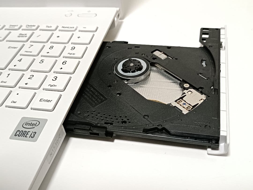 2022年製 NEC Windows11 SSD Corei3 ノートパソコン