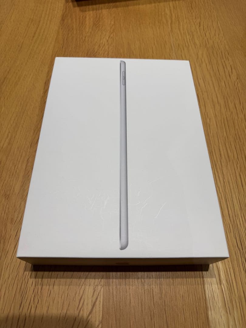 【中古】iPad 第6世代 Wi-Fiモデル 128GB シルバー