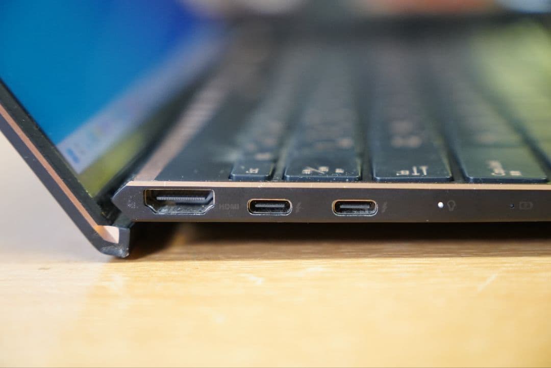 その他ノートPC本体 ASUS Zenbook UX393EA Core-i7 SSD1TB