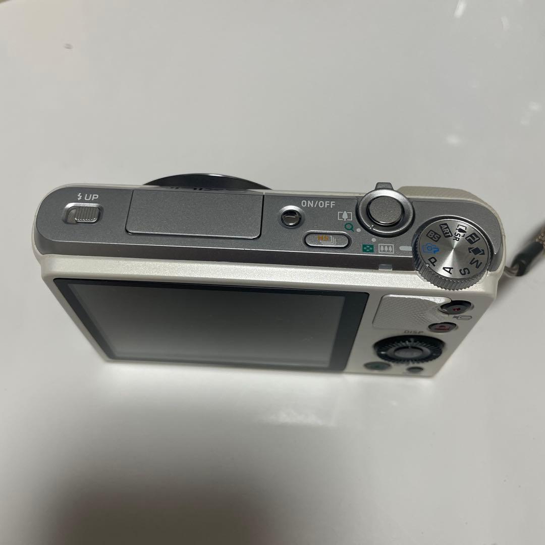 CASIO EX-ZR850 デジタルカメラ　ホワイト