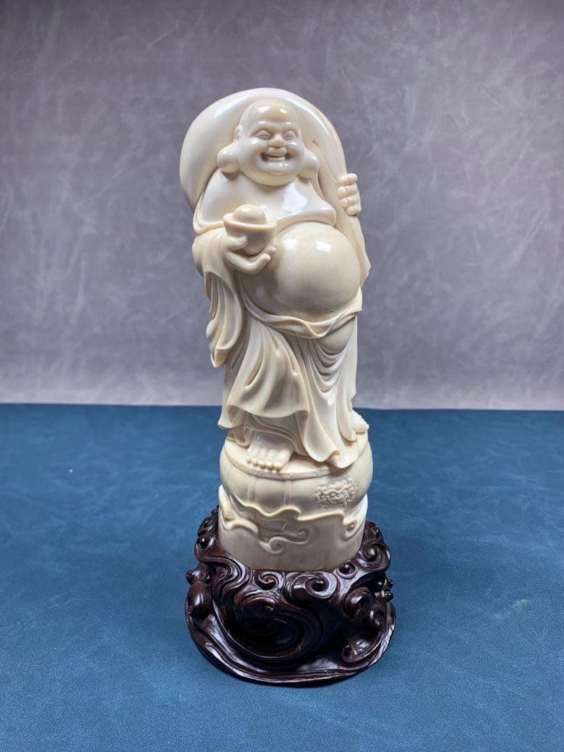 天然猛牙美しい手作り彫刻元宝弥勒 置物