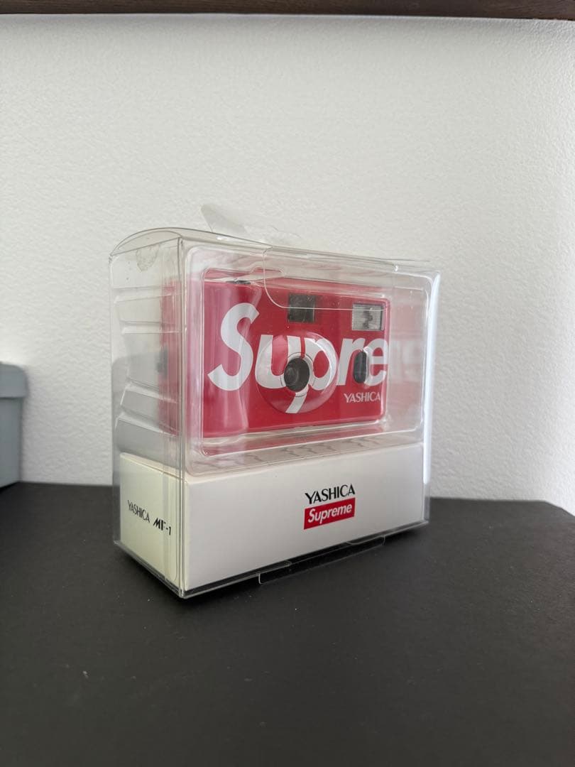 Supreme x YASHICA カメラ　camera 35mm Film