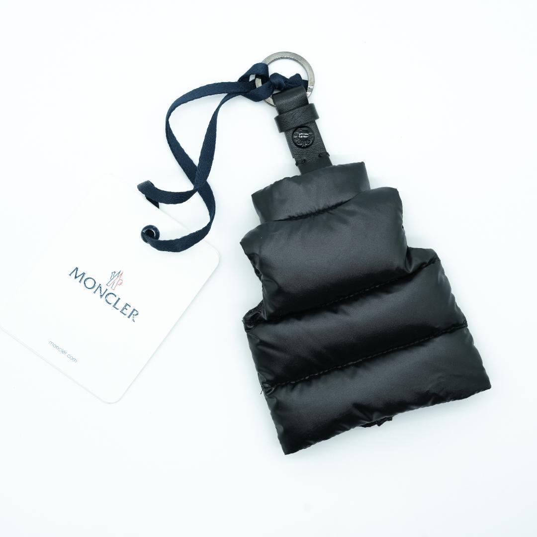 【新品未使用】MONCLER モンクレール ベストキーリング ブラック