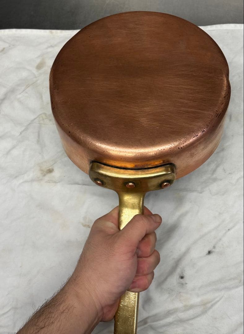 銅製 片手鍋 約21cm 2.4kg以上 純度が高い 金属価格上昇中です