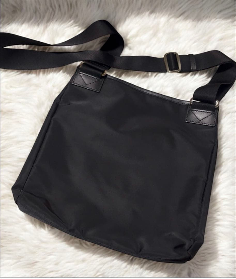 極美品agnes.b アニエスベー ナイロン ショルダーバッグ レザー