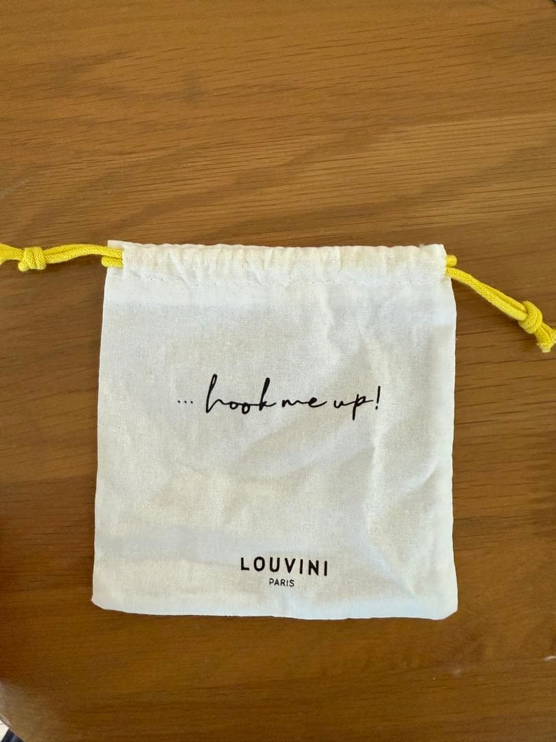 LOUVINIハンドストラップ　PETIT ROMY　PEARL