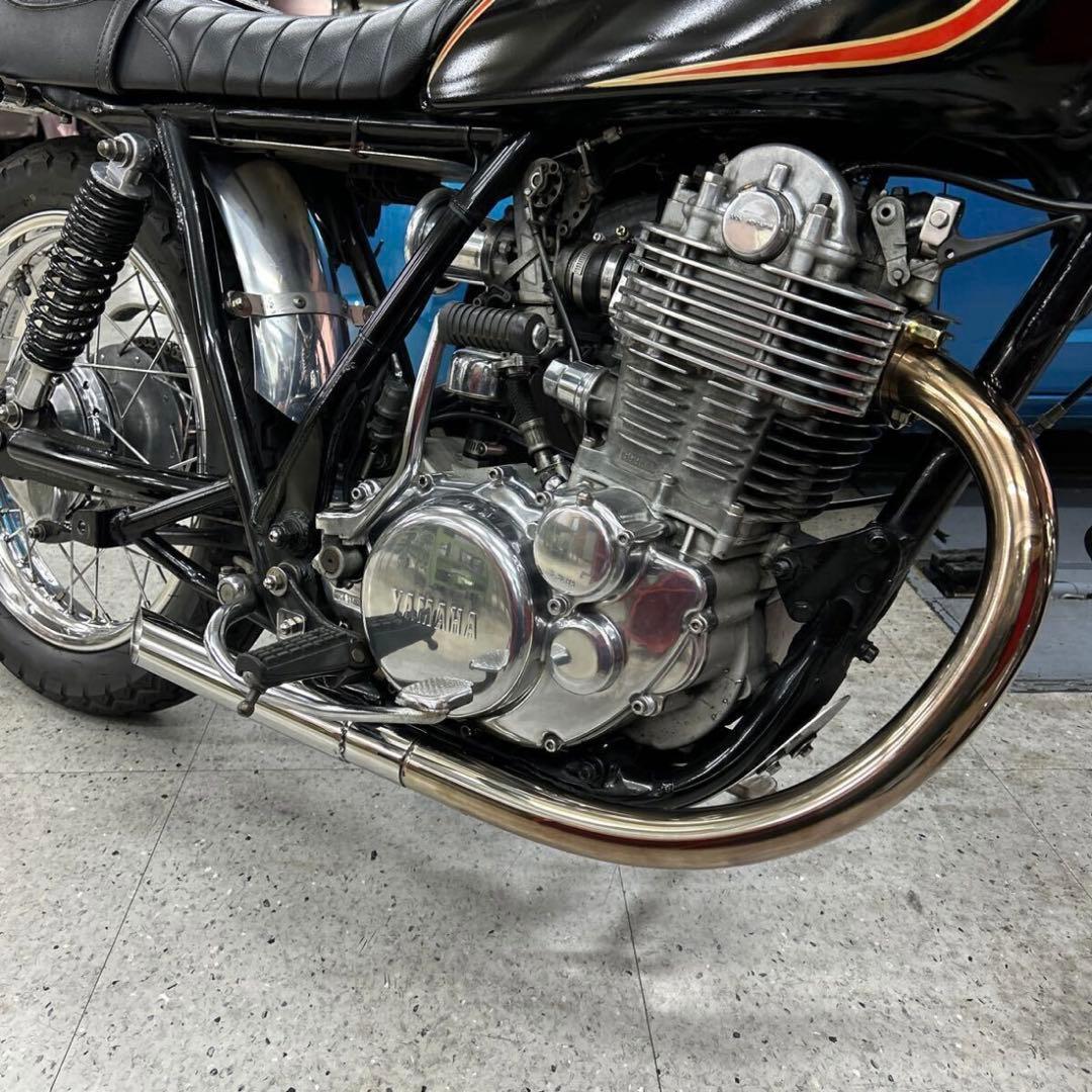 t*4様 SR400 ワンオフ ステンレス鏡面ベリーショートスラッシュカットマフ