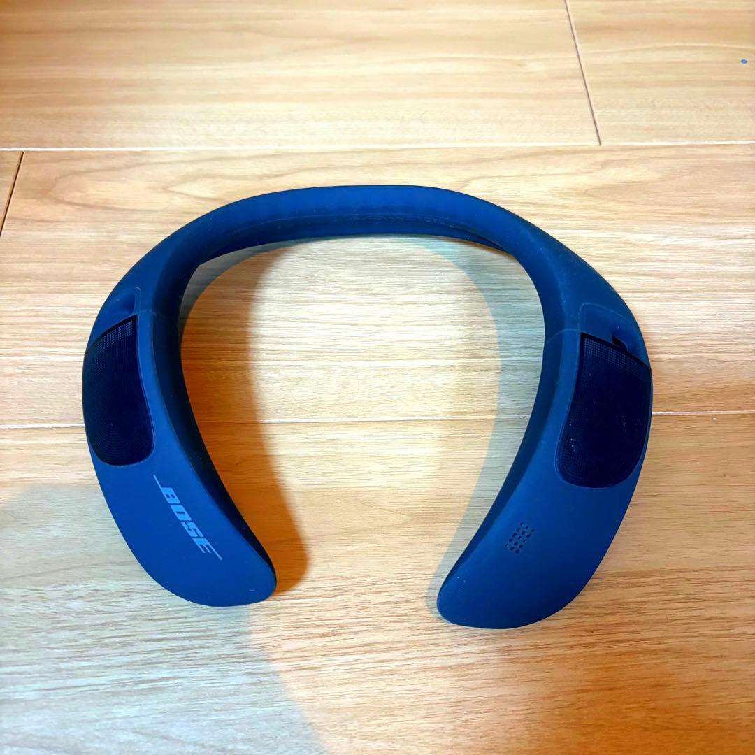 Boseネックスピーカー（即購入OKです）