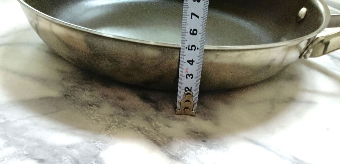 b*q様 CORELLE こびりつきにくい次世代フライパン 28cm