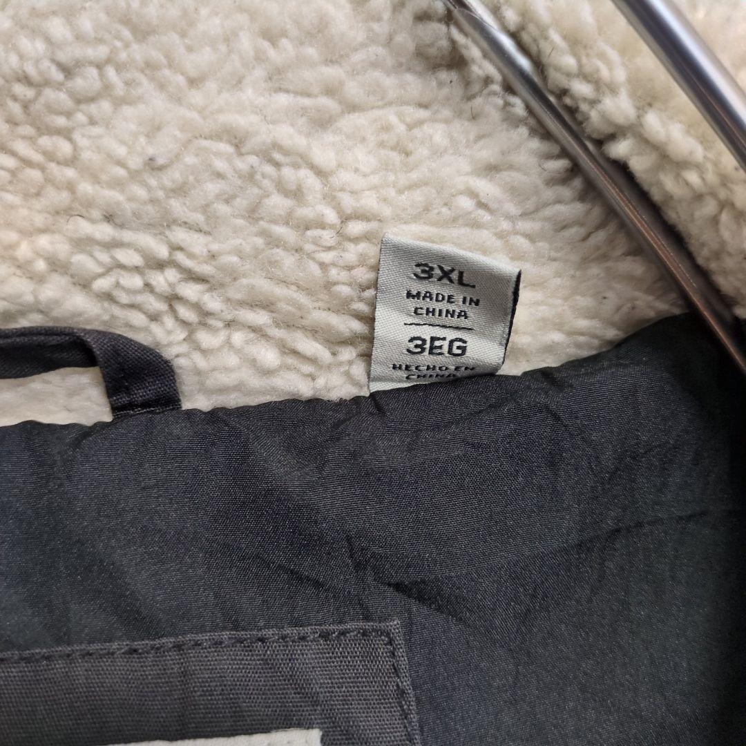 F48【US輸入】リーバイス　ダウンジャケット【メンズ3XL】ブラック　グレー