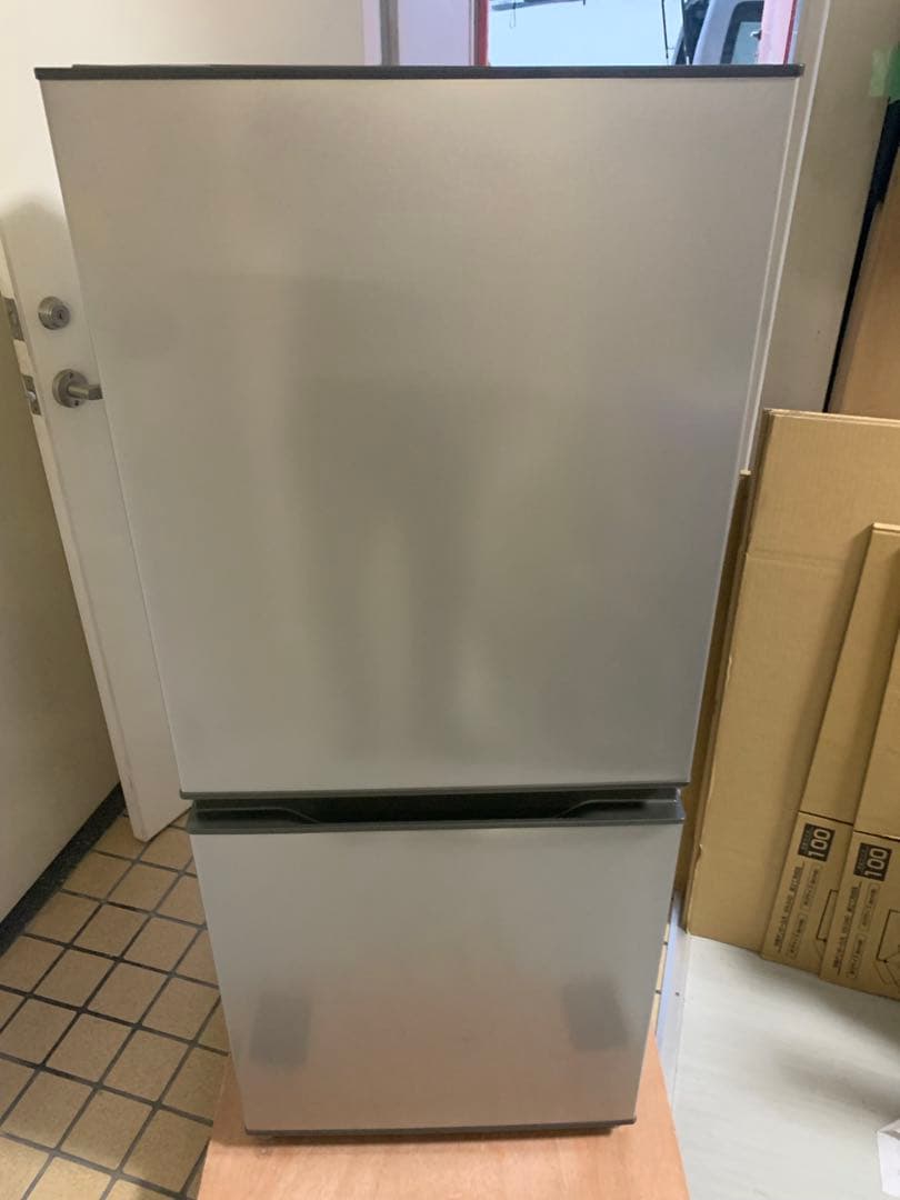 冷蔵庫 シャイニーシルバー AQR-14RBK-S 137L 2024年 大阪