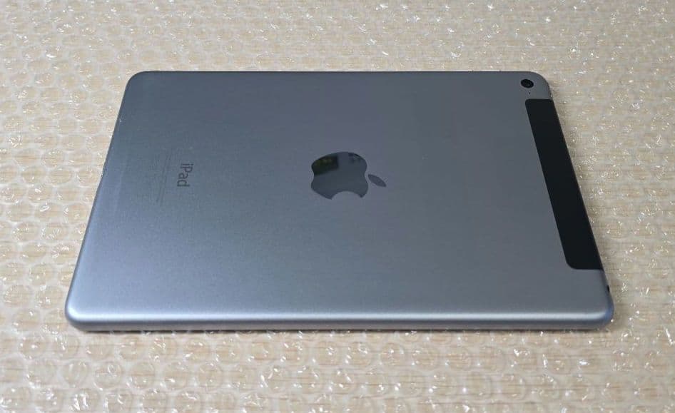 ま*⃝様 比較的美品◼️iPad mini 4◼️128GB◼️バッテリー良品◼
