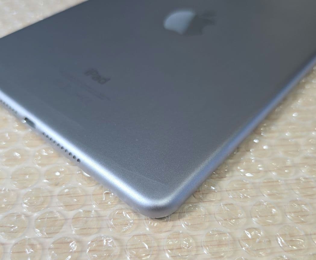 ま*⃝様 比較的美品◼️iPad mini 4◼️128GB◼️バッテリー良品◼