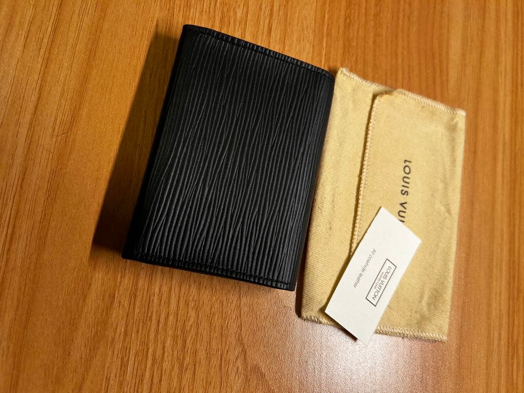 ※ マロンまろん　ルイヴィトン　名刺入れ　黒