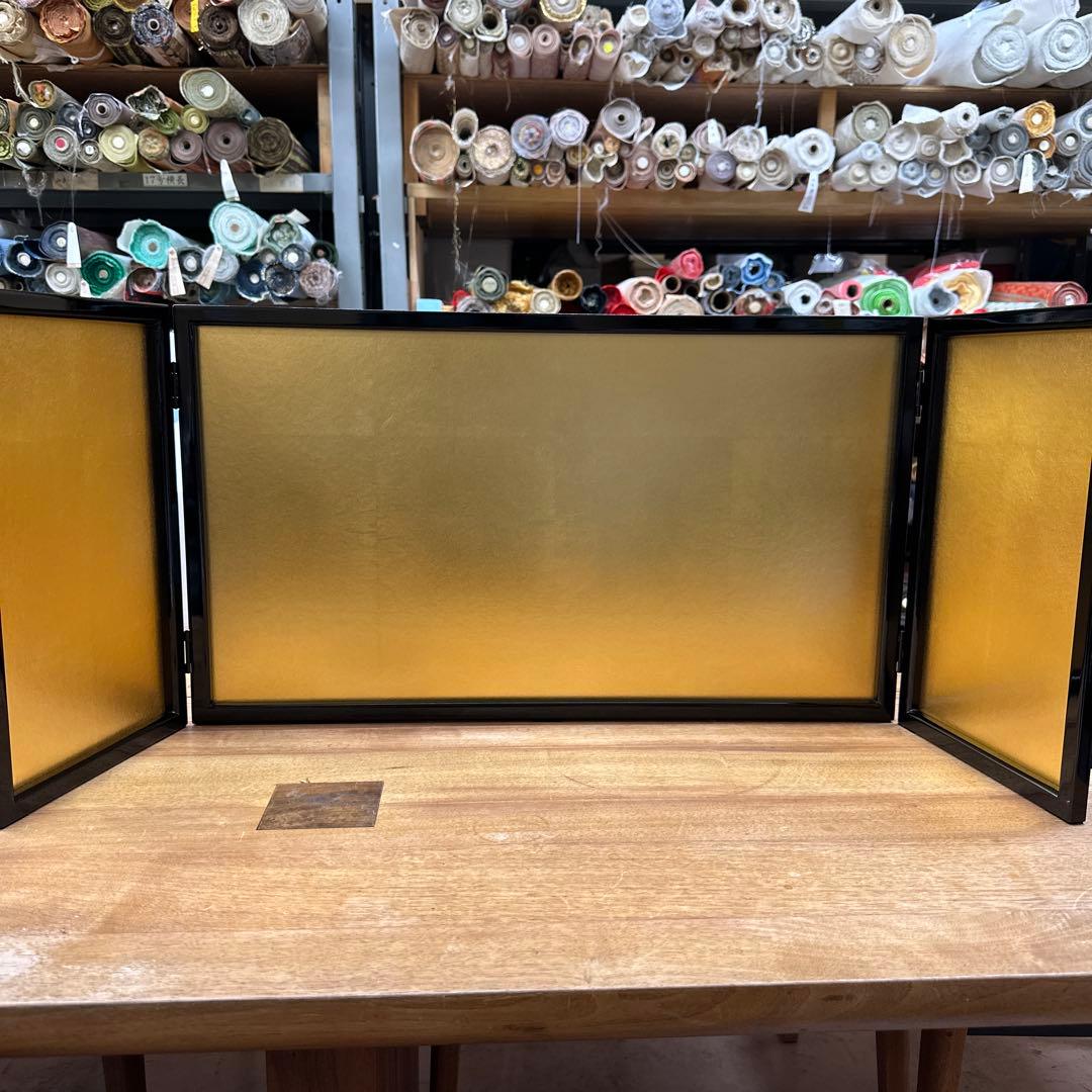 新品 本金箔三つ折り屏風 箱付
