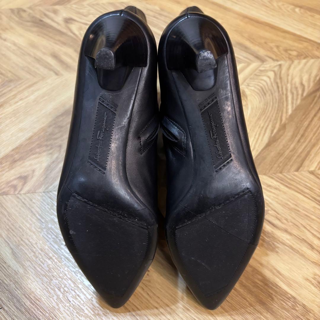 【極美品】サルヴァトーレフェラガモ レザーショートブーツ サイドジップ 24cm