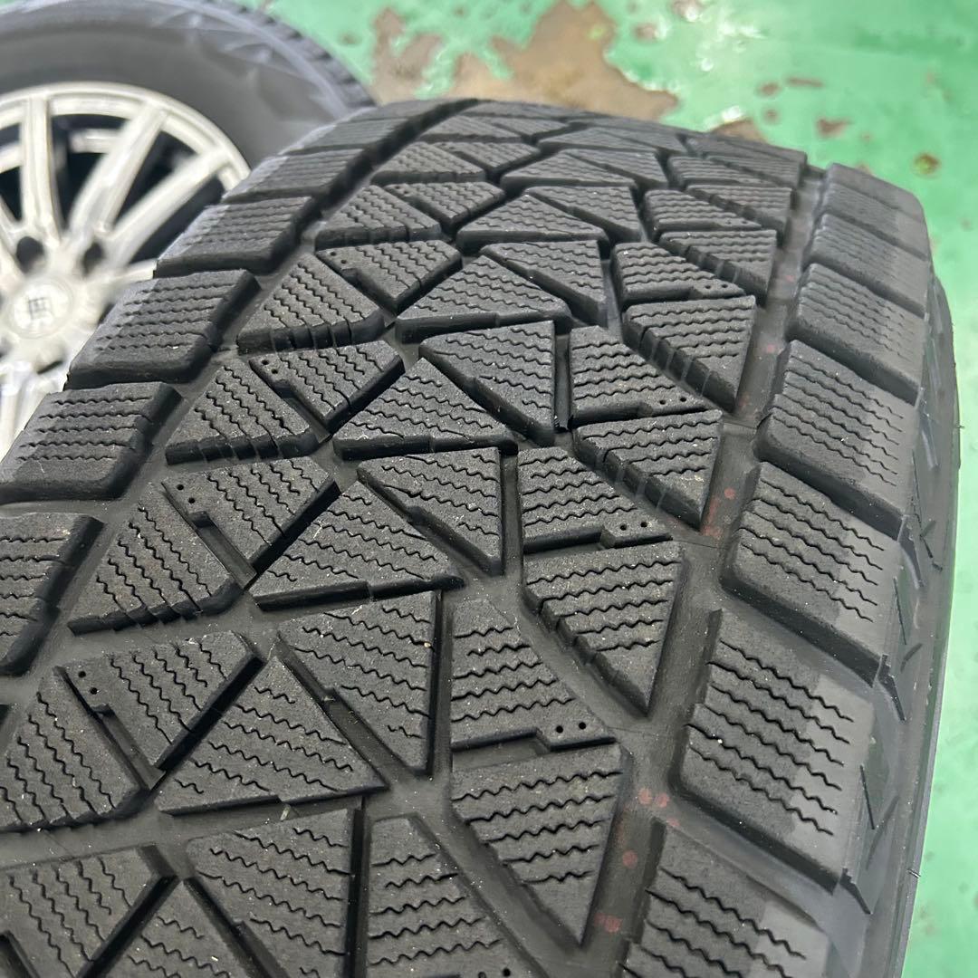 中古スタッドレス265/65R17ブリザック　ランクルプラド、ハイラックスなどに