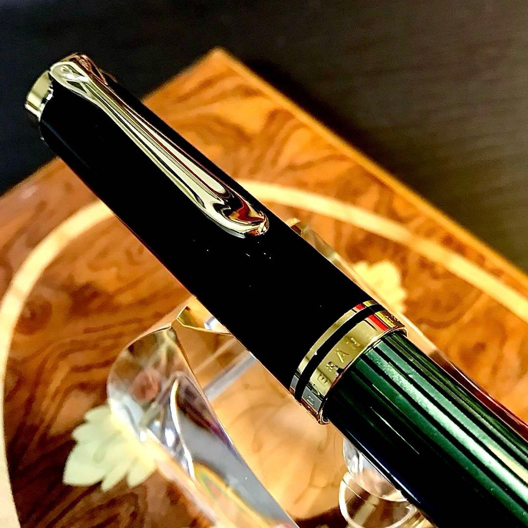☆超お勧め☆素晴らしいペリカン万年筆スーベレーンM400（Ｆ)グリーン縞☆極上品