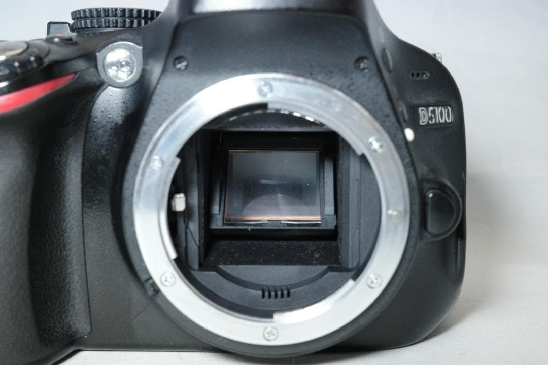 【並品】Nikon ニコン D5100 ボディ