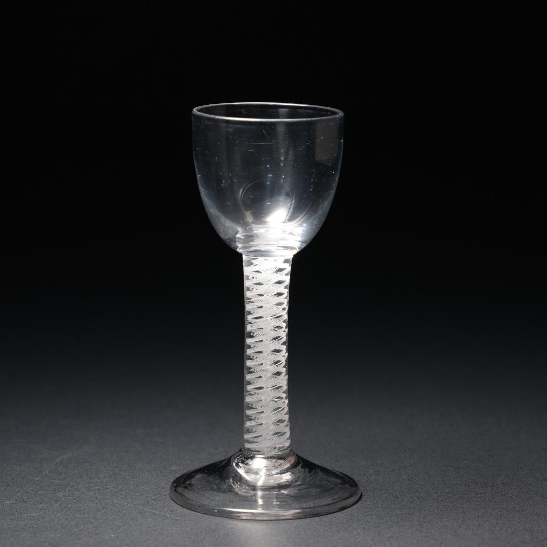 アンティークグラス　オペーク（乳白色）ツイストステム　ゴブレットR1543ダI