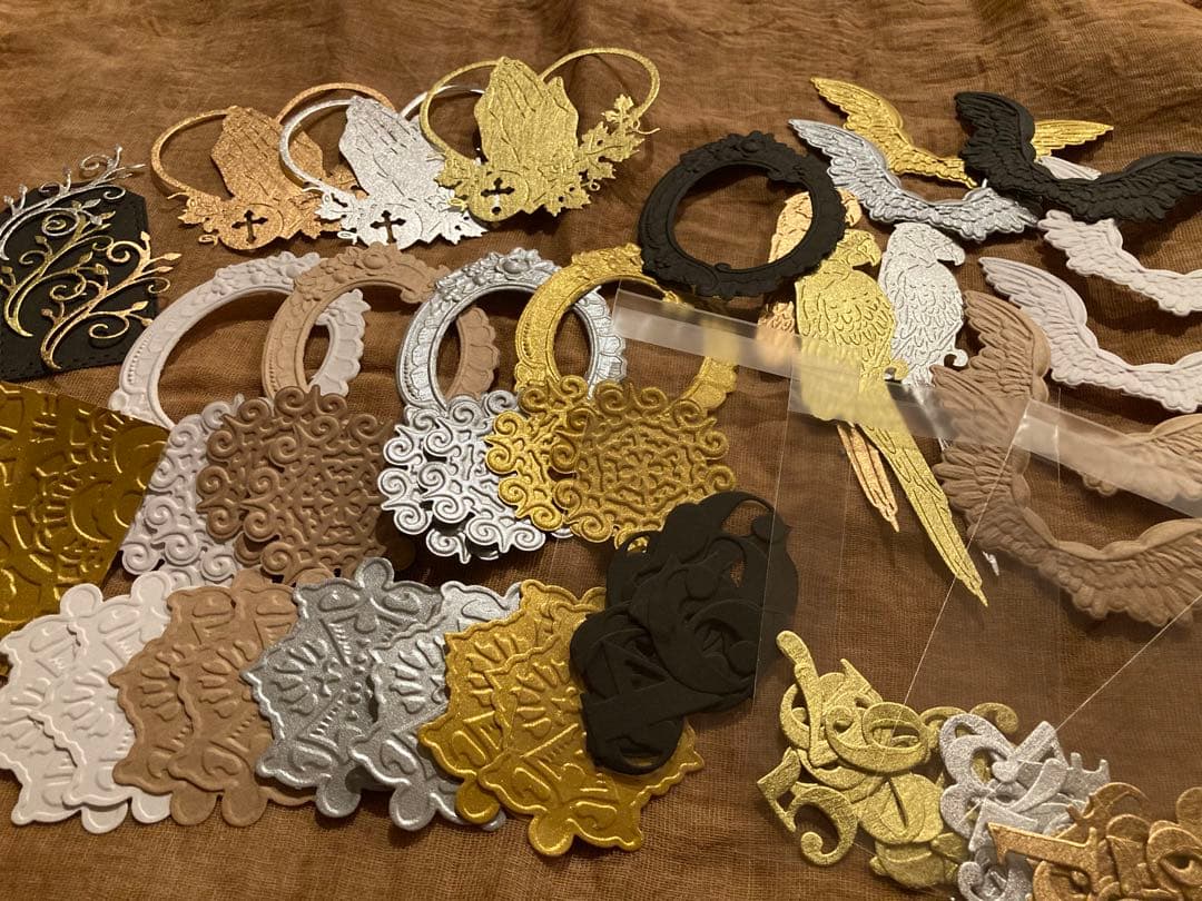 Xmasセット　ジャンクジャーナル　ティムホルツ　エンボスペーパー　インド刺繍