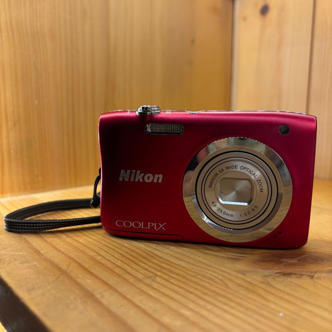 Nikon coolpix A100 （良品）