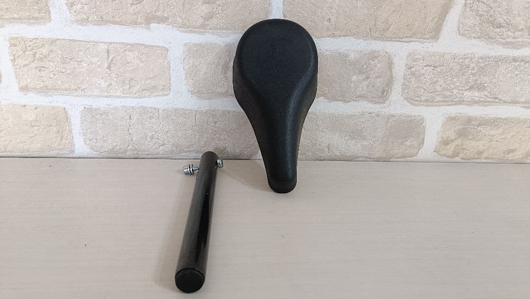 珍しい箱付きです！　ストライダー 本体 グリーン