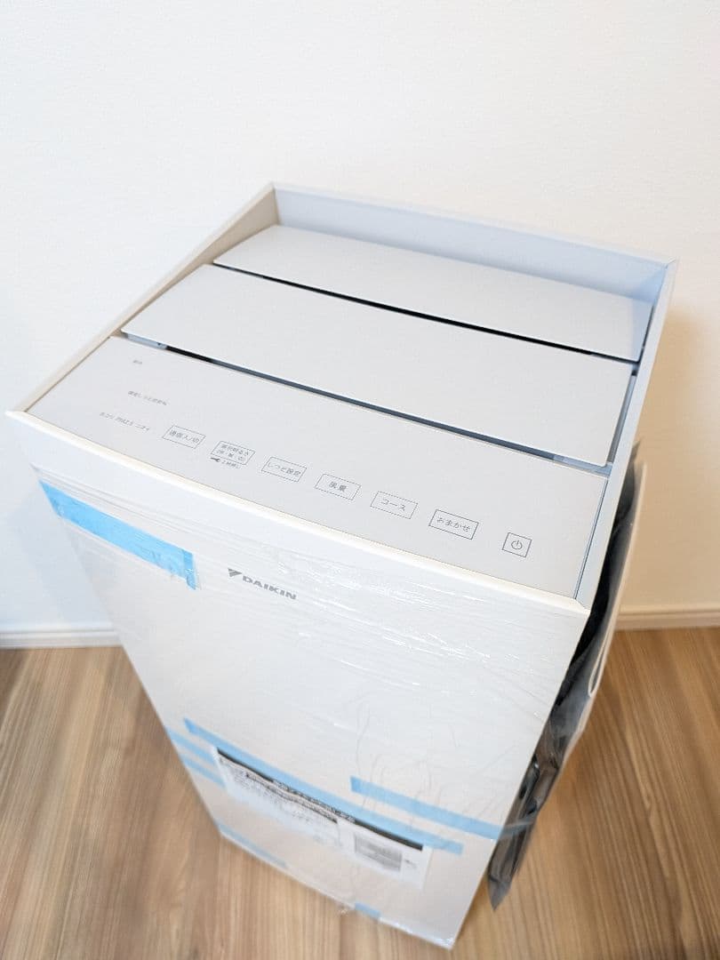 Hana　新品未使用　DAIKIN 空気清浄機 ACK705A-W