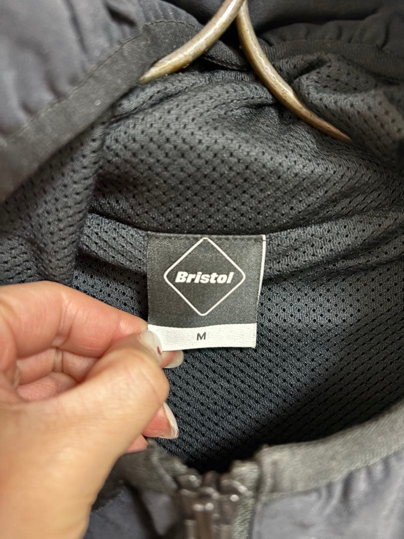 FCReal Bristol フード付きナイロンジャケット M