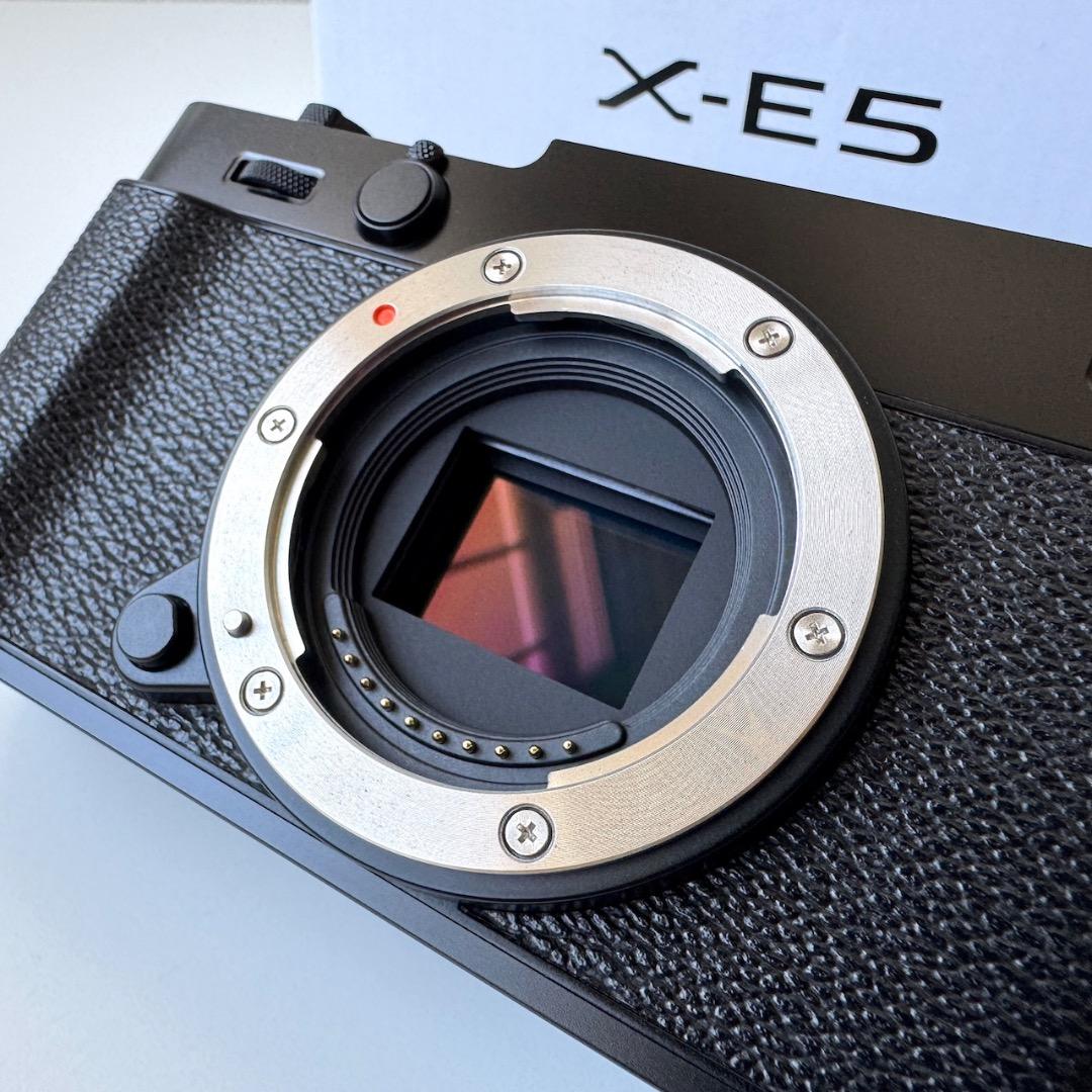 FUJIFILM X-E5 ミラーレス一眼 ブラック