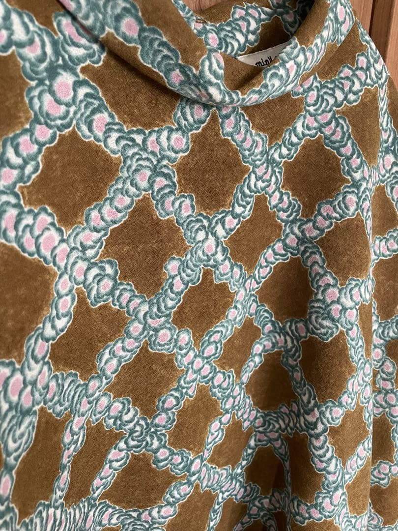 ミナペルホネン　petal checkウール　ロールカラーブラウス