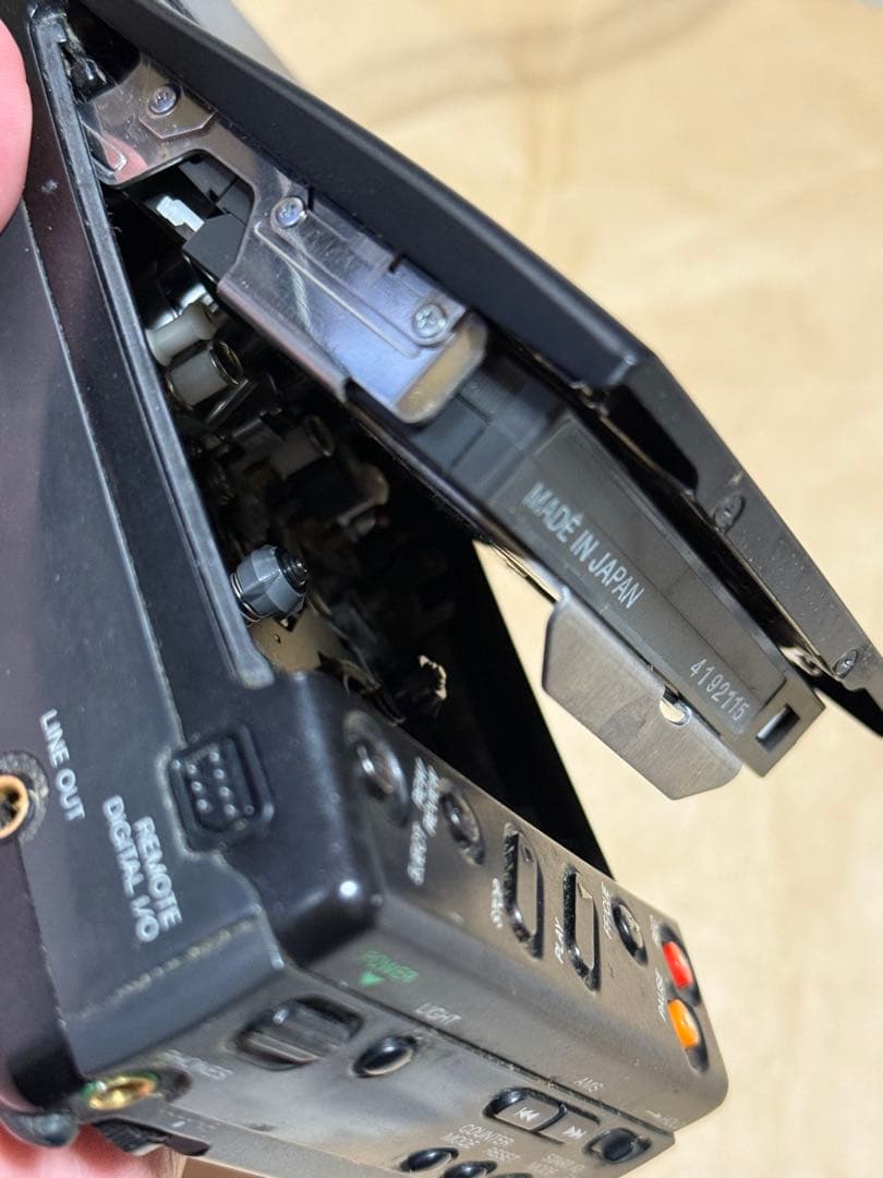 ポータブルプレーヤー SONY WALKMAN TCD-D3