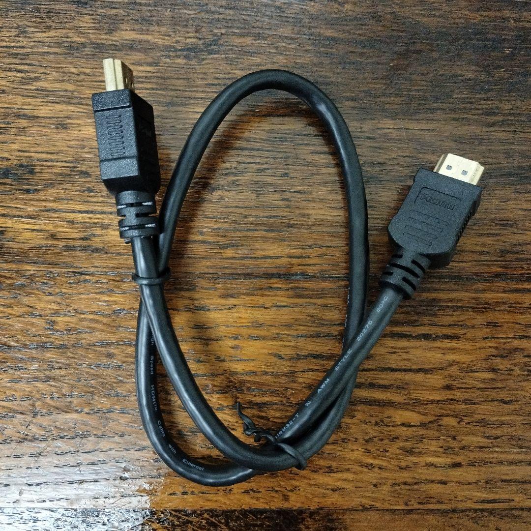 ポータブルゲーミングモニター　プレ4対応HORI　15.6インチ