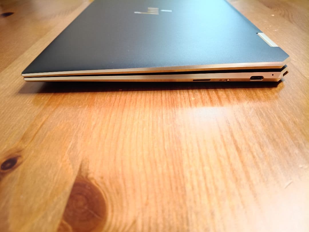 HP Spectre x360 13 / i7 / 16GB / タッチパネル