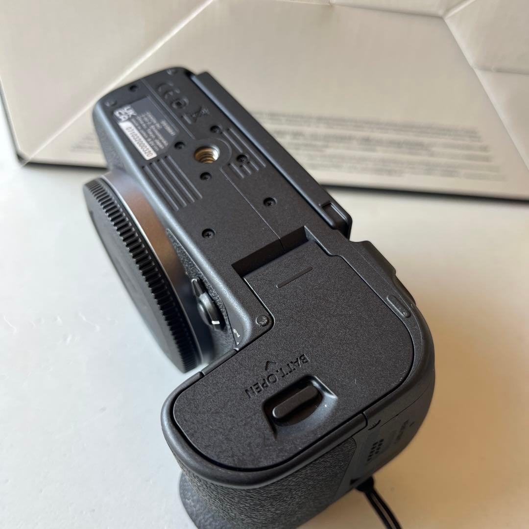 【美品】Canon EOS R7 ミラーレス一眼 本体