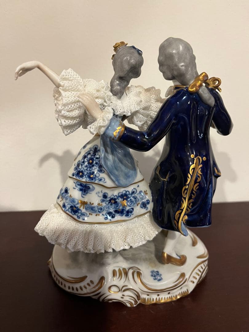 陶器製カップルダンス　ドレスデンフィギュア