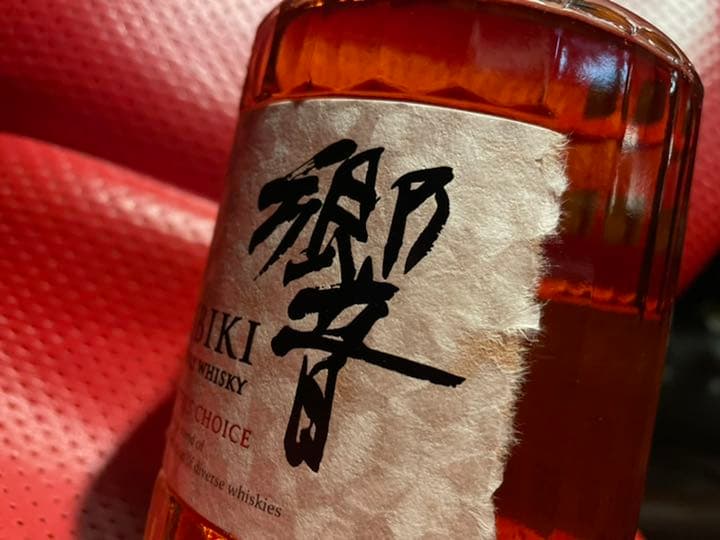 ウイスキーサントリー 響 700ml 1本 美品　ブレンダーズチョイス