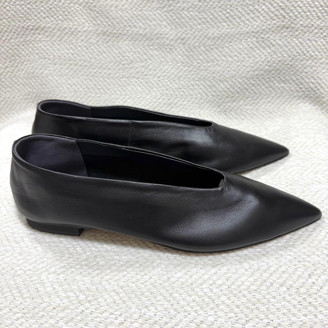 専用 Dhyana. 金子綾 現行モデル 本革 ポインテッドフラットシューズ