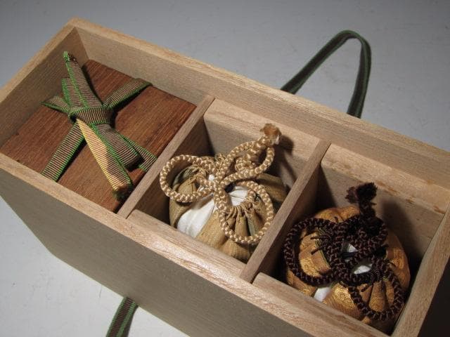 ○古萩茶入「遠山」裏千家六代 六閑斎花押 淡々斎追書 二重箱 替え仕覆k541