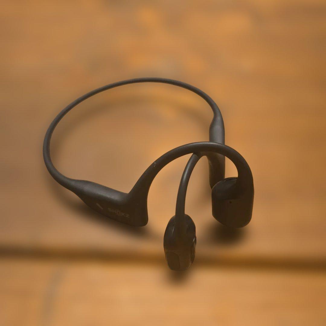 ⑪SHOKZ OpenRun Pro Mini 骨伝導イヤホン