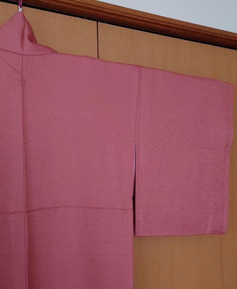 【美品】色無地フルセット　一つ紋　草花地紋　乾鮭色　正絹　袷　唐織六通袋帯