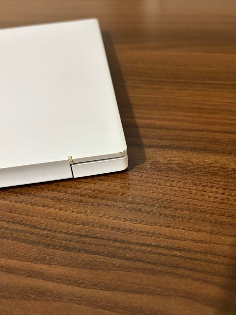 HP Pavilion Aero Laptop 13-be 13.3インチ