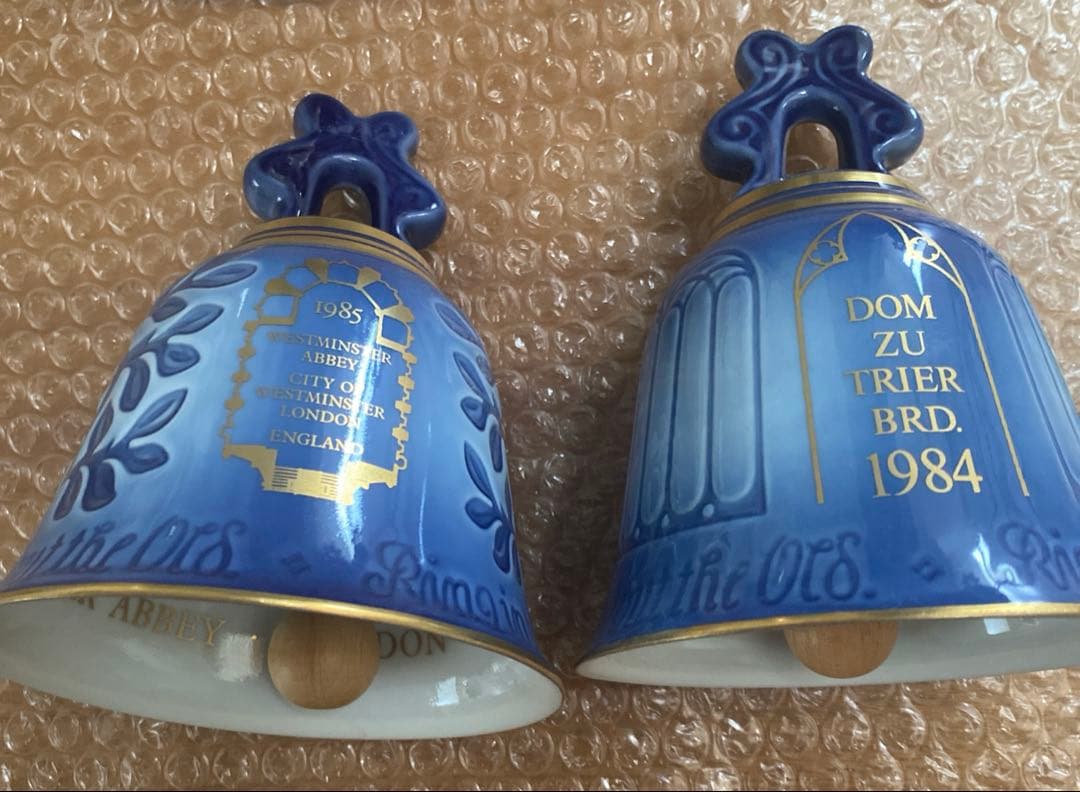 ロイヤルコペンハーゲン イヤーベルNo.303