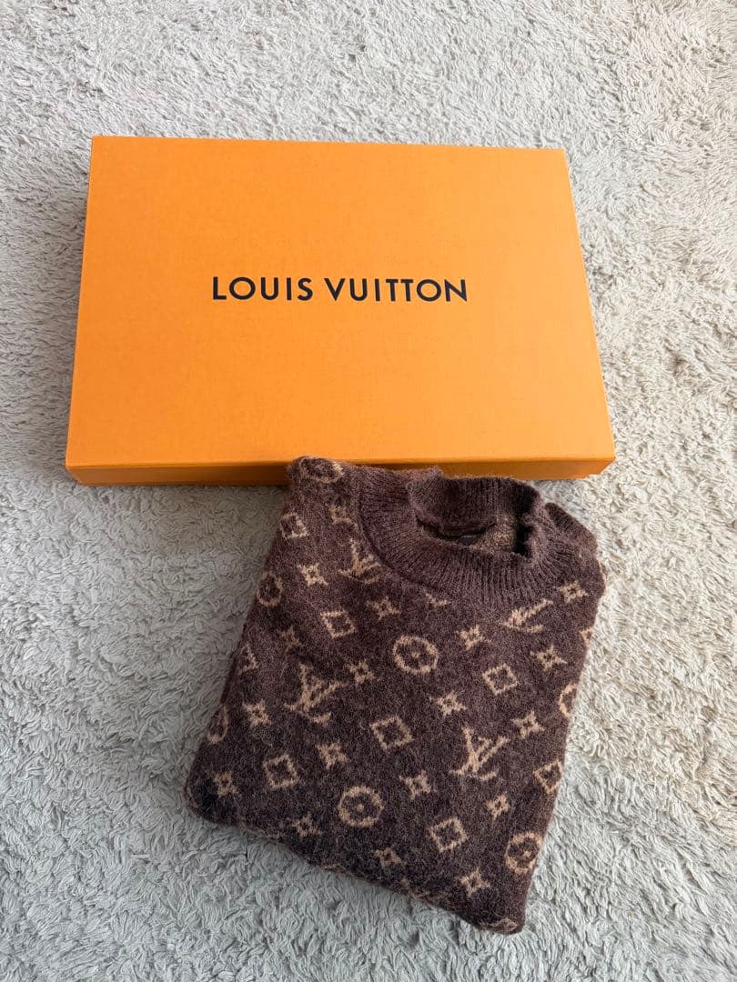 Louis Vuitton ロゴパターン セーター