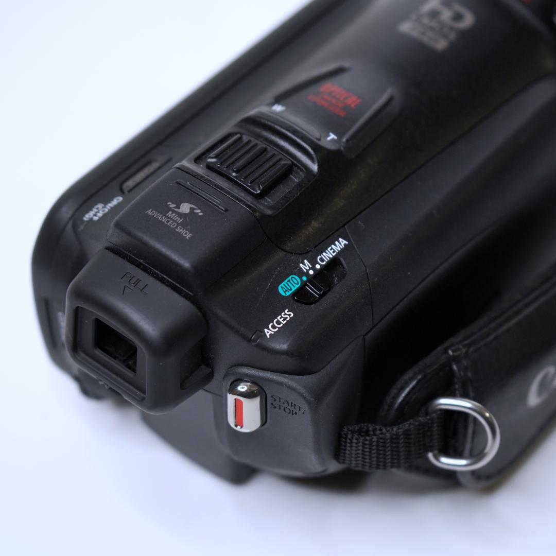 【美品】ビデオカメラ◆Cannon iVIS HF G10
